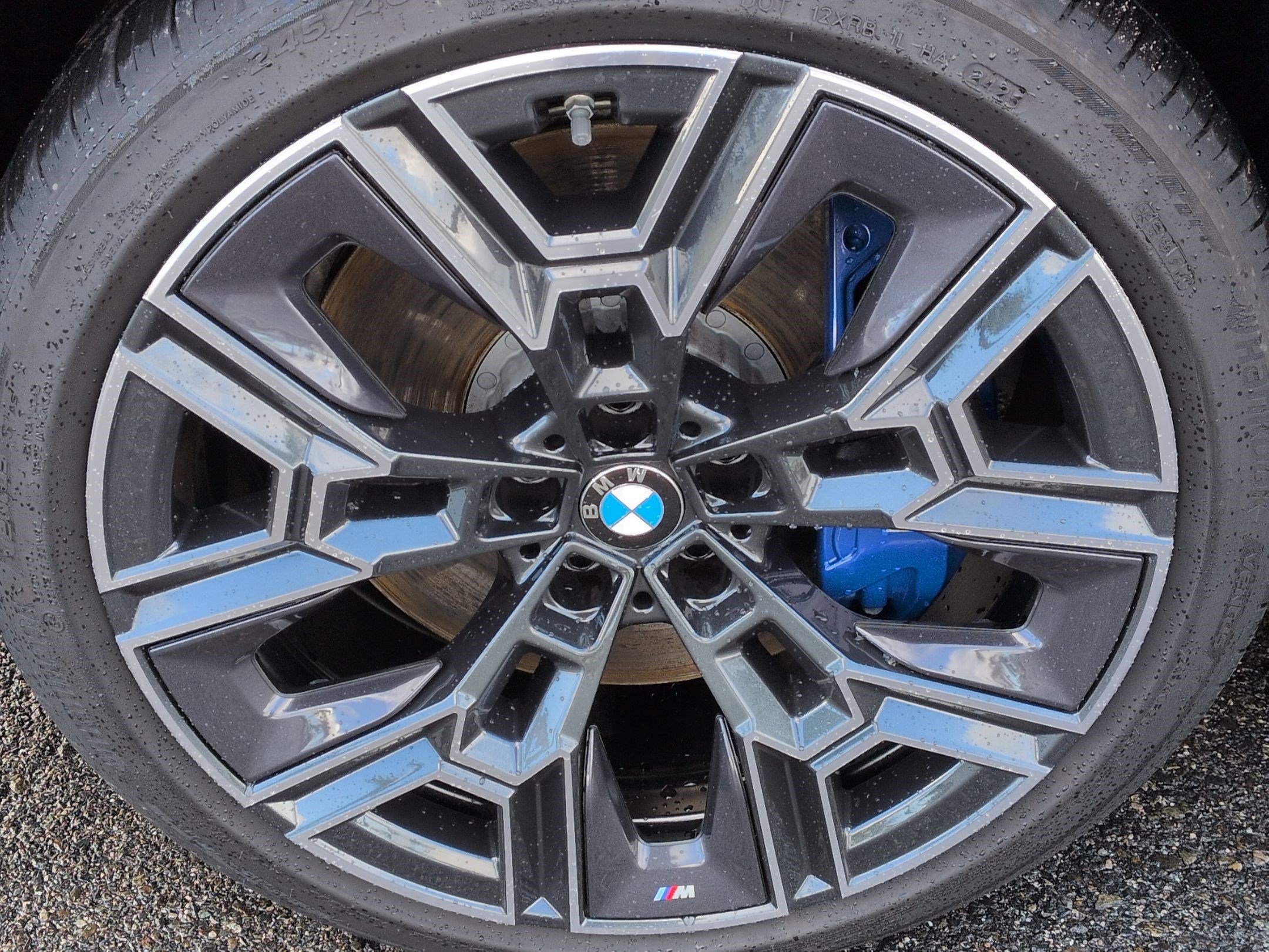 Used 2026 BMW i5 eDrive40 w/ M Sport Package image 13