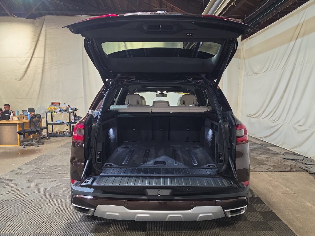 Used 2019 BMW X5 xDrive40i w/ Convenience Package AWD/4WD image 21