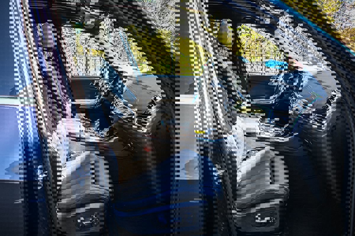 Used 2021 BMW X5 xDrive40i w/ Convenience Package image 18