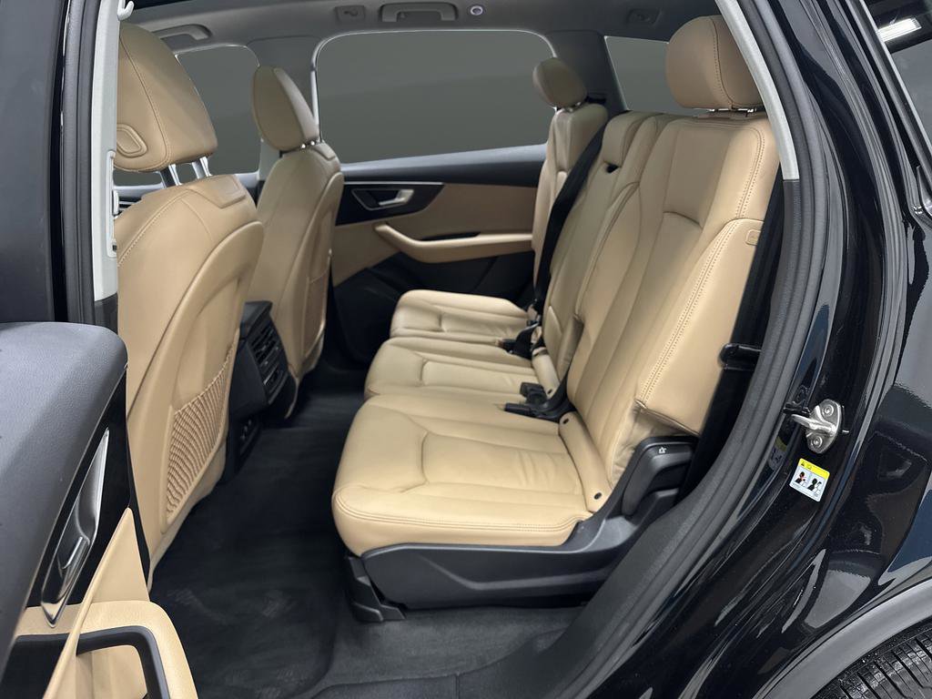 Used 2023 Audi Q7 2.0T Premium w/ Convenience Package image 30