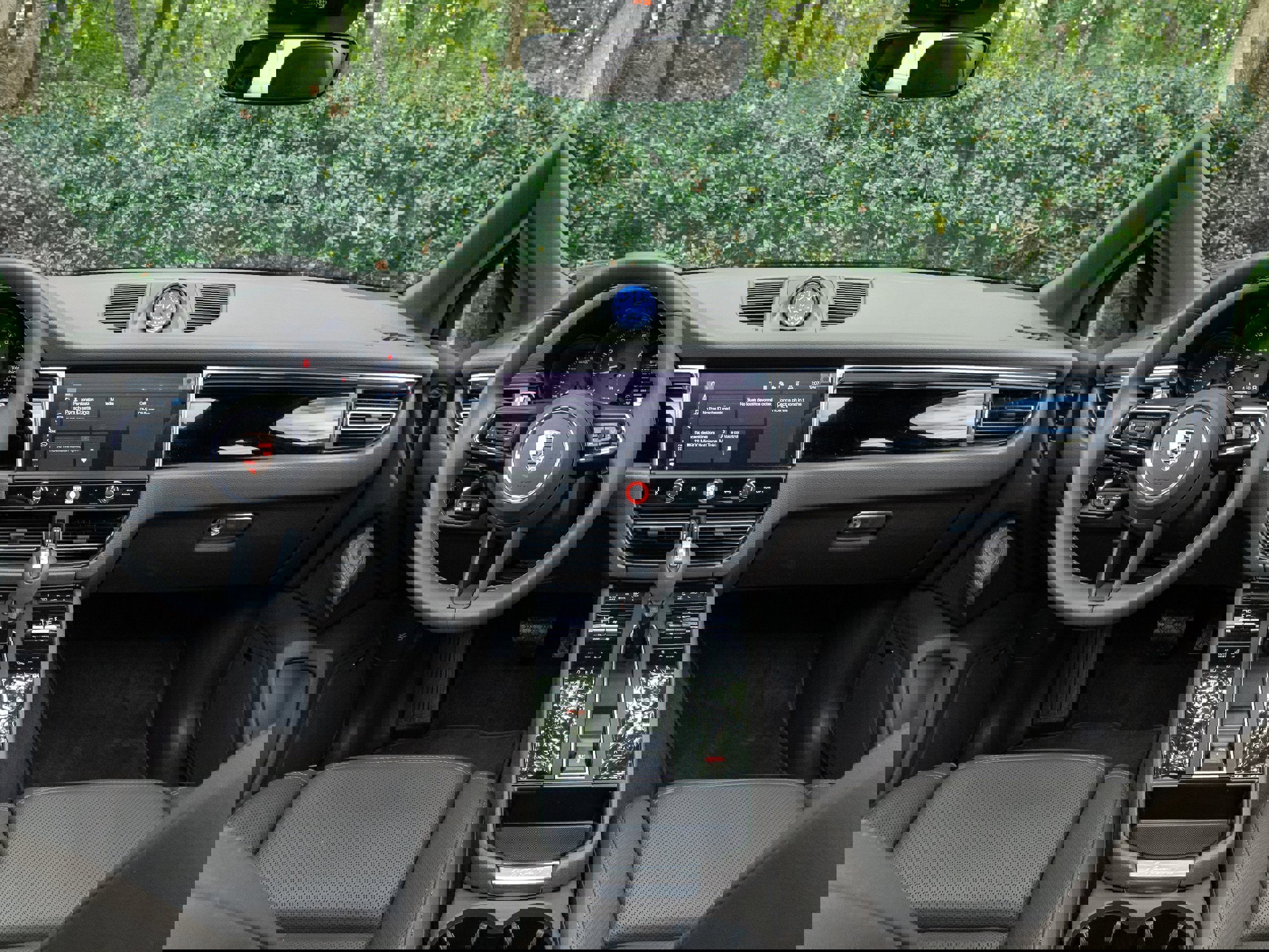 Used 2024 Porsche Macan image 24