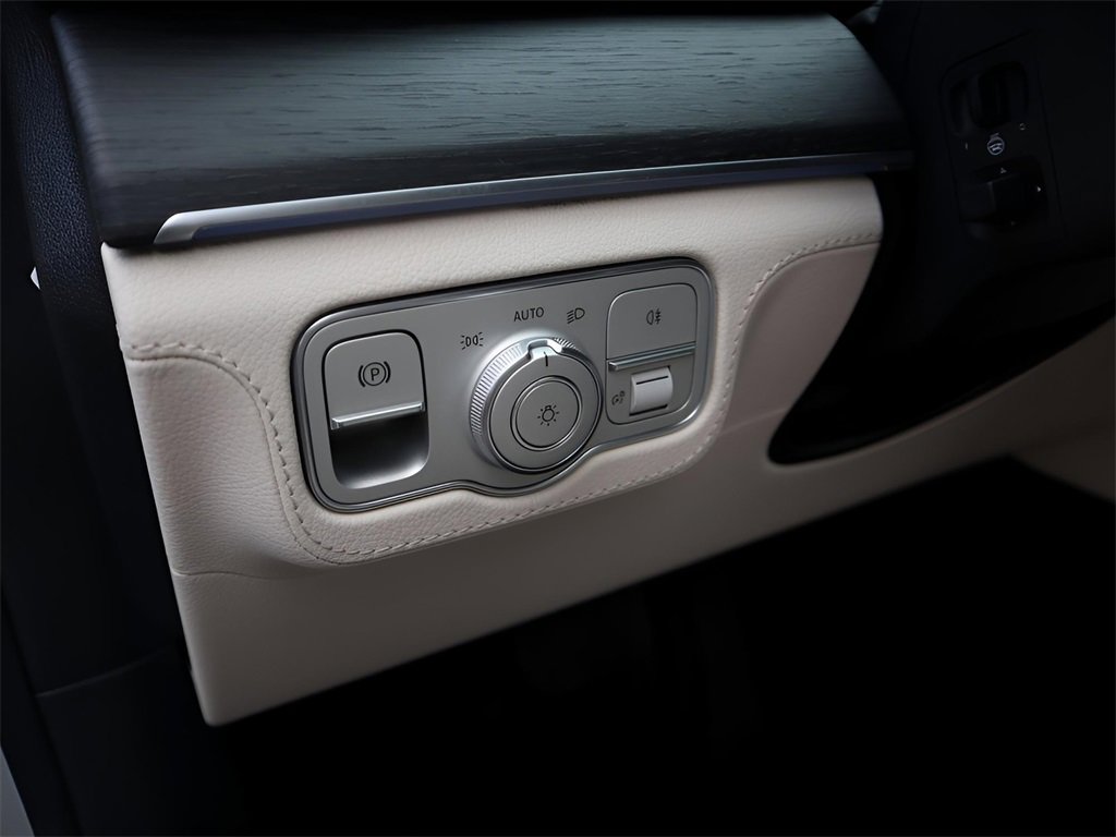 New 2026 Mercedes-Benz GLE 450 4MATIC image 32