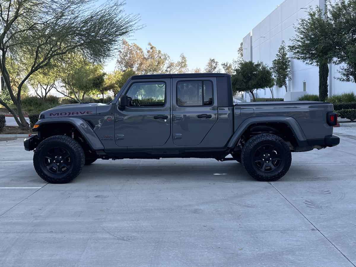 Used 2021 Jeep Gladiator Mojave AWD/4WD image 6