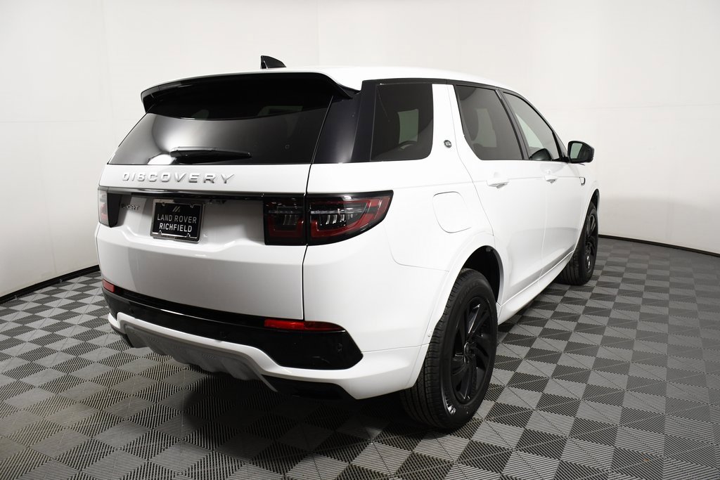 Used 2025 Land Rover Discovery Sport S image 6