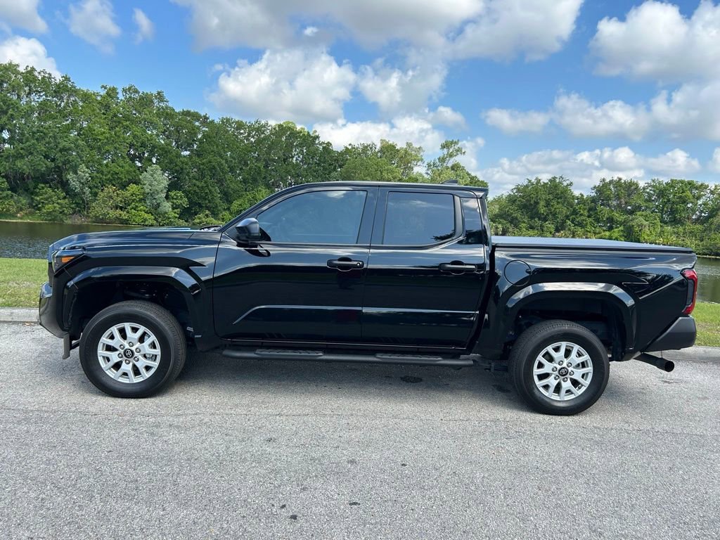 Certified 2025 Toyota Tacoma SR AWD/4WD image 2