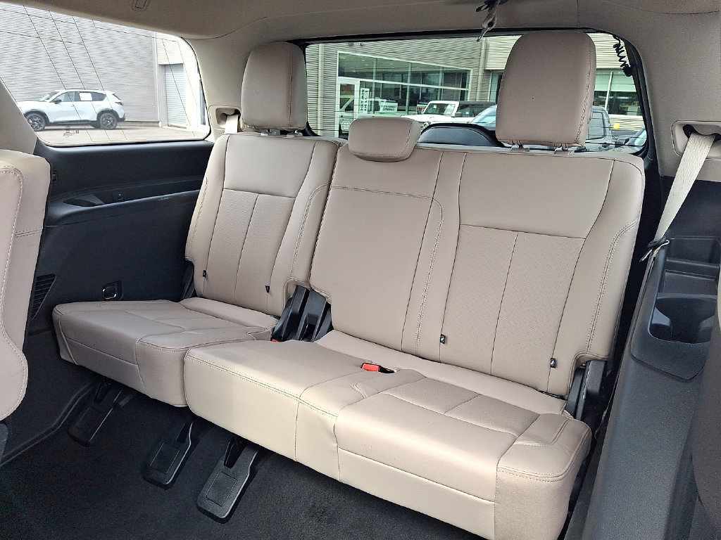 Used 2024 Ford Expedition XLT AWD/4WD image 13