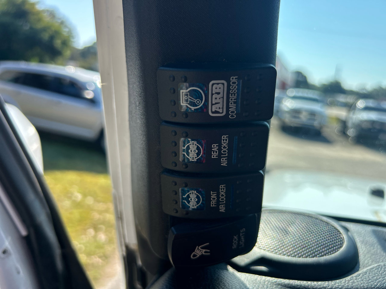 Used 2018 Jeep Wrangler Unlimited Sport image 15