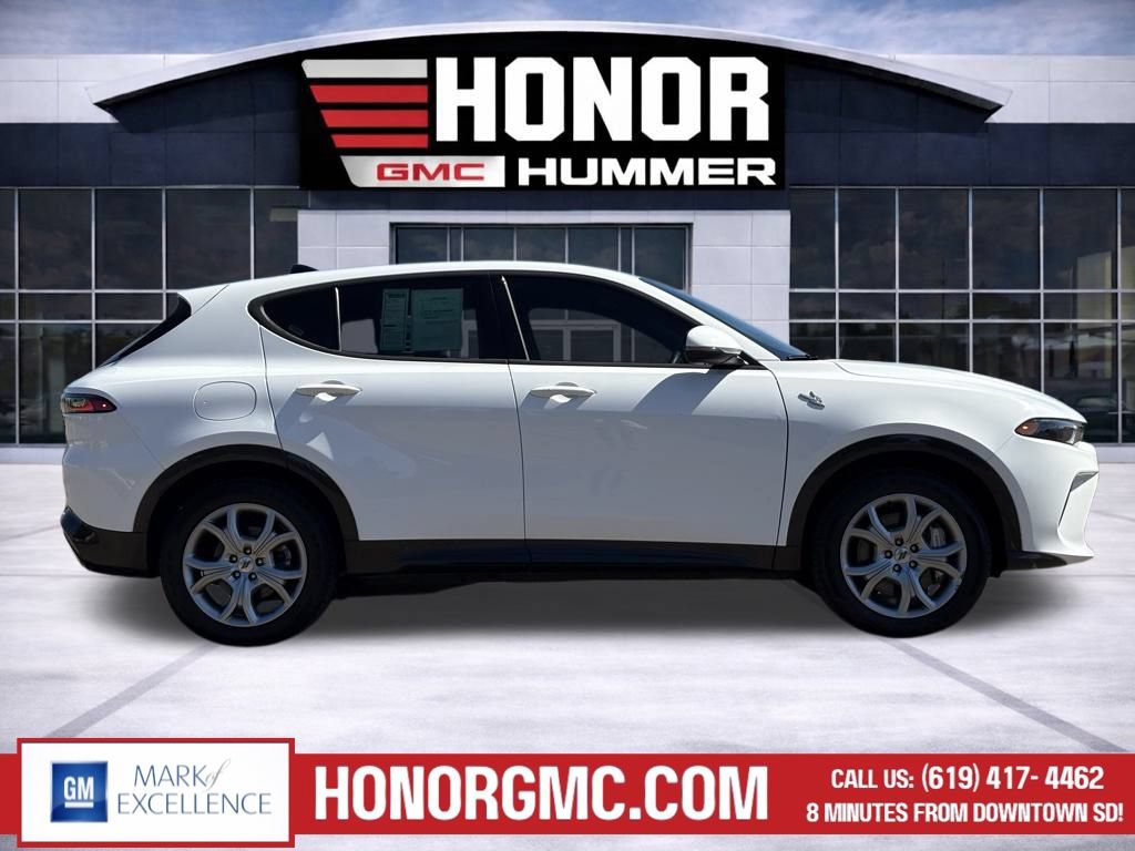 Used 2024 Dodge Hornet R/T AWD/4WD image 2
