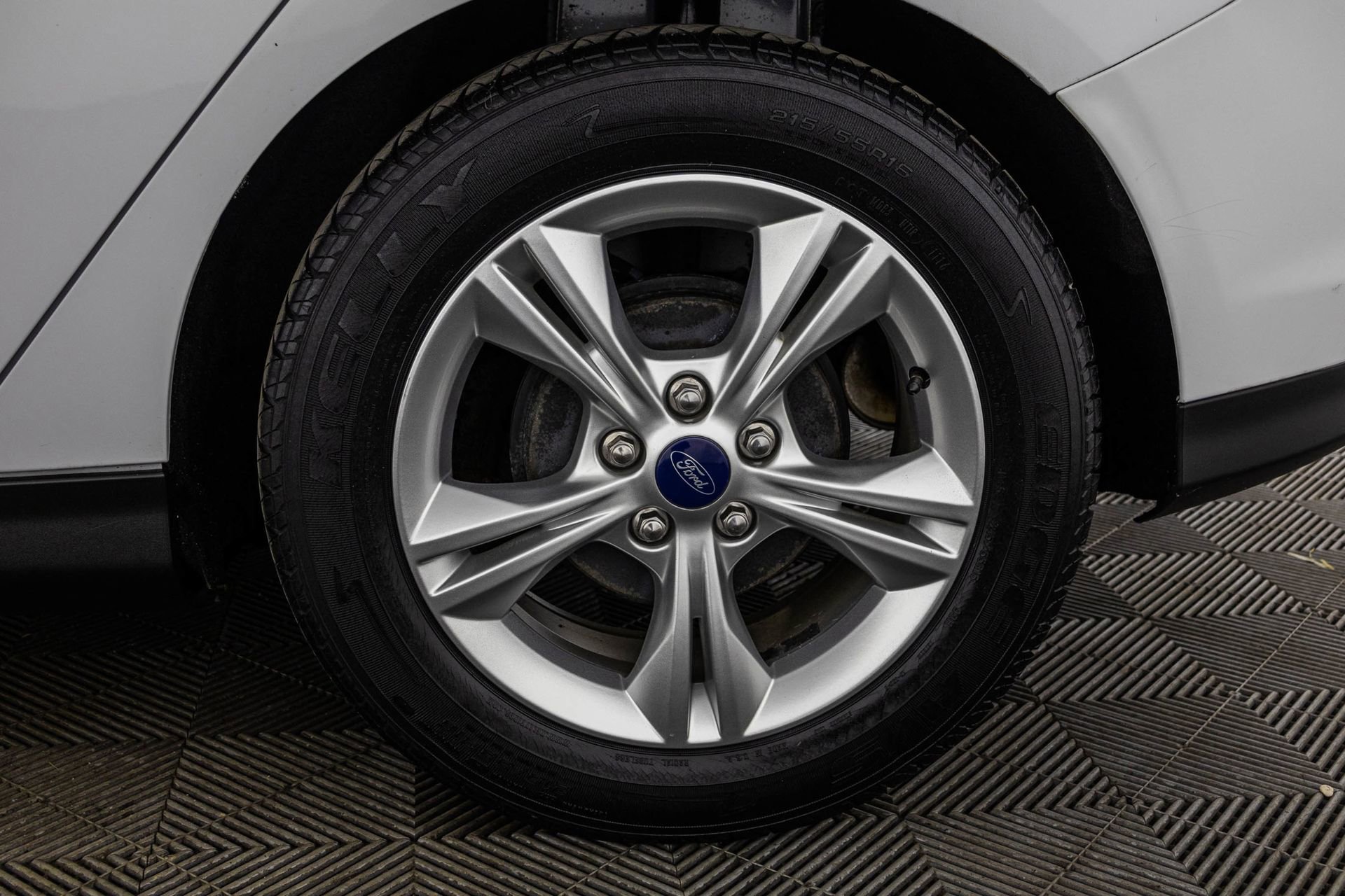 Used 2013 Ford Focus SE image 46