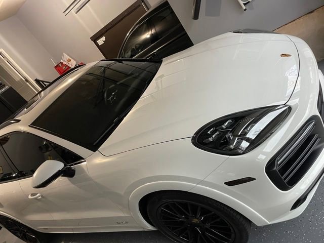 Used 2021 Porsche Cayenne GTS image 1