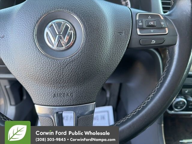 Used 2015 Volkswagen Passat TDI SEL Premium image 17