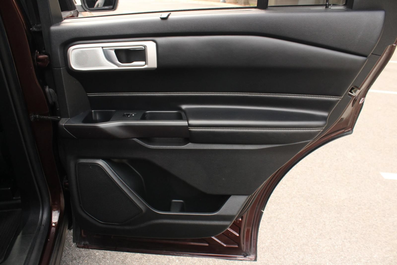 Used 2020 Ford Explorer ST w/ Premium Technology Package AWD/4WD image 21