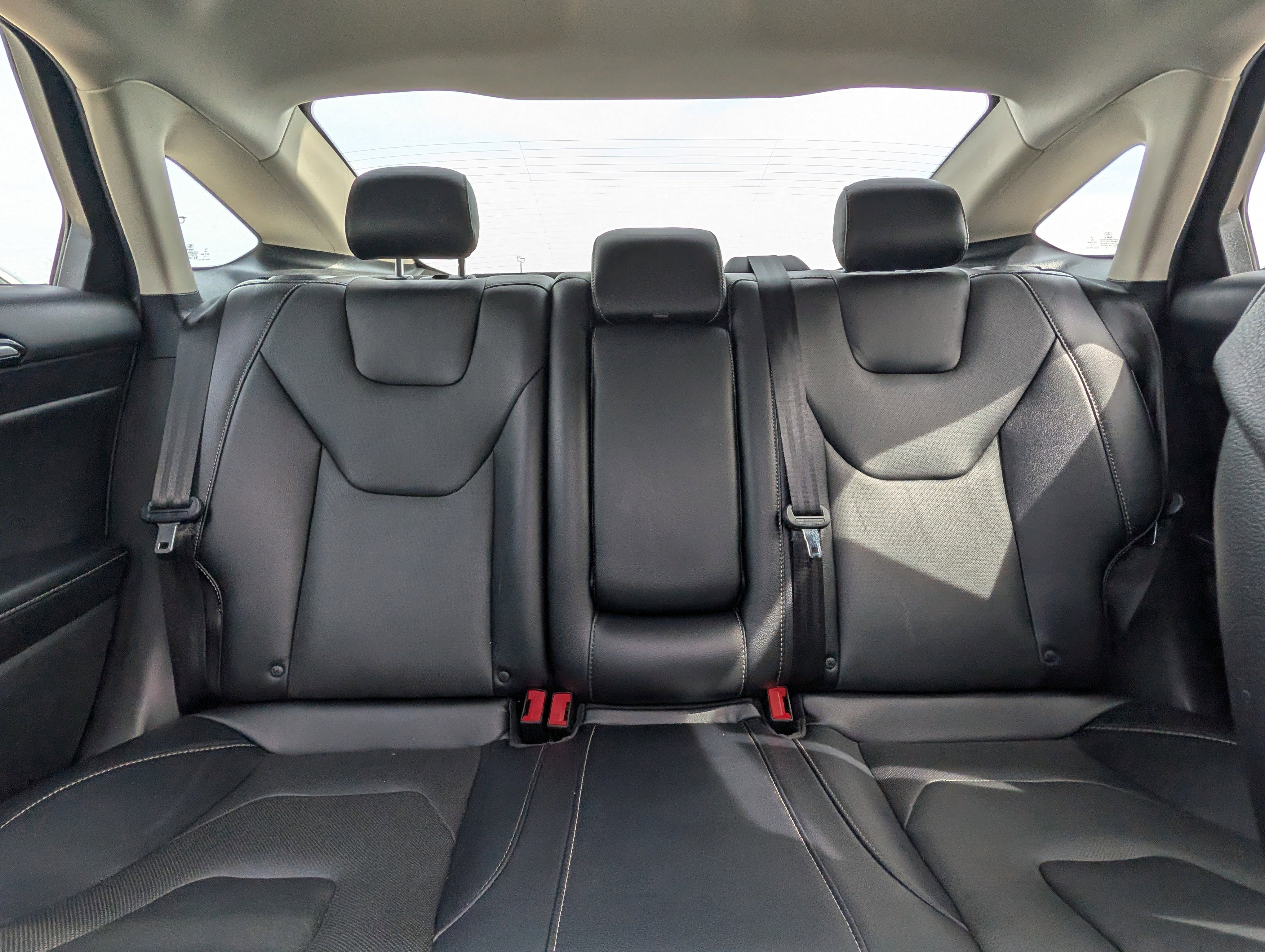 Used 2018 Ford Fusion Titanium FWD image 29