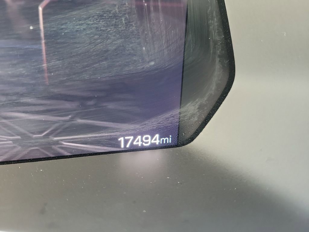 Used 2024 GMC Canyon AT4 w/ AT4 Premium Package image 32