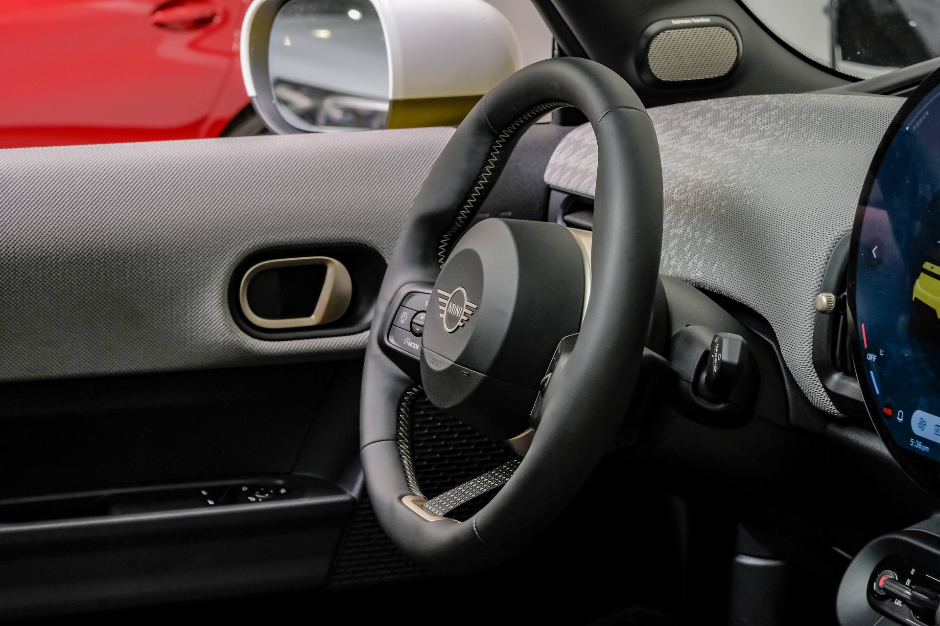 Used 2025 MINI Cooper S FWD image 17