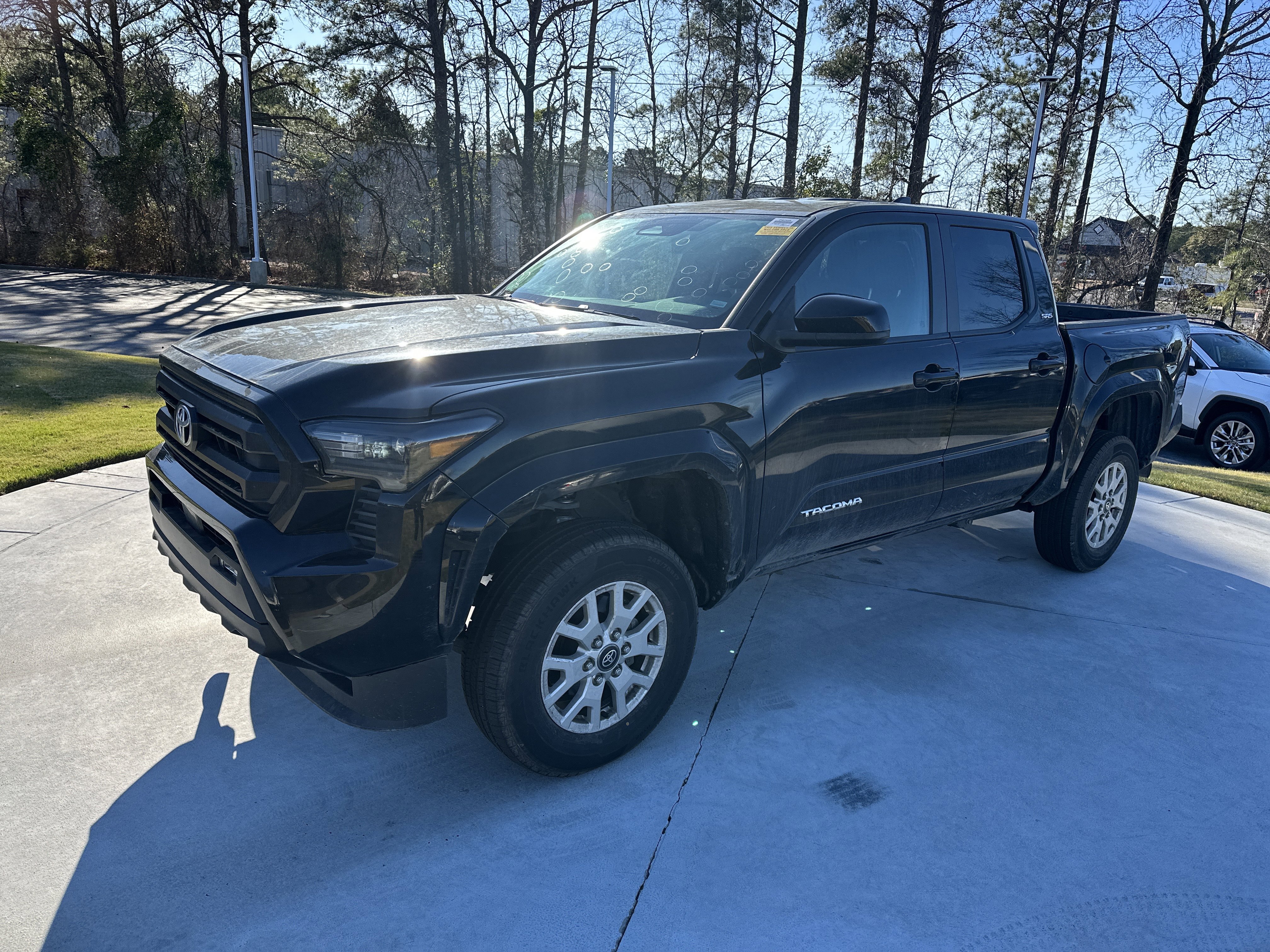 Certified 2024 Toyota Tacoma SR5 image 5