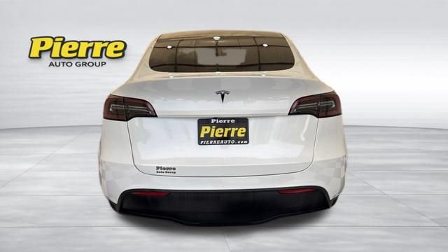 Used 2023 Tesla Model Y Long Range AWD/4WD image 3