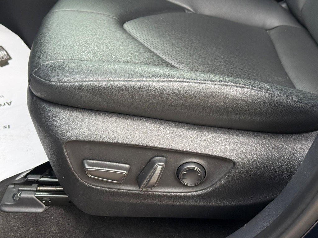 Certified 2024 Toyota Grand Highlander AWD image 21