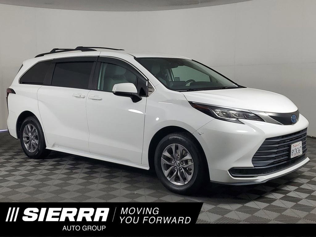 Used 2022 Toyota Sienna LE