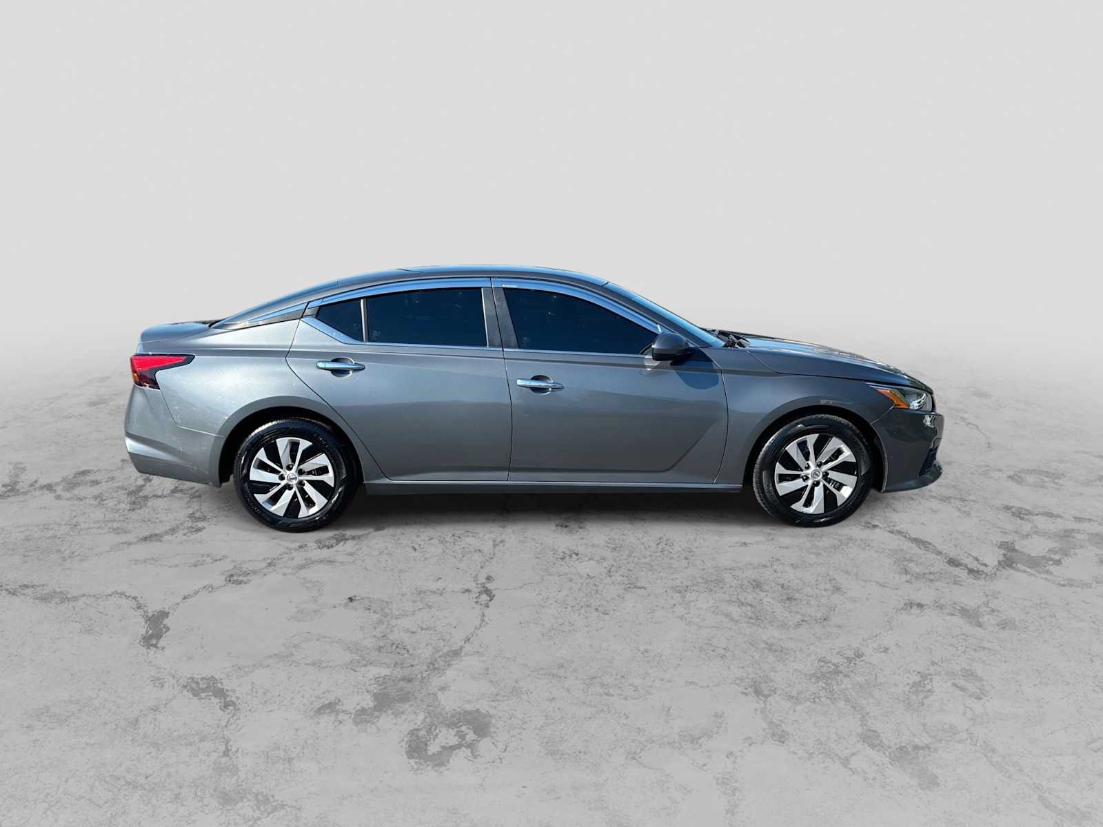 Used 2021 Nissan Altima 2.5 S FWD image 9