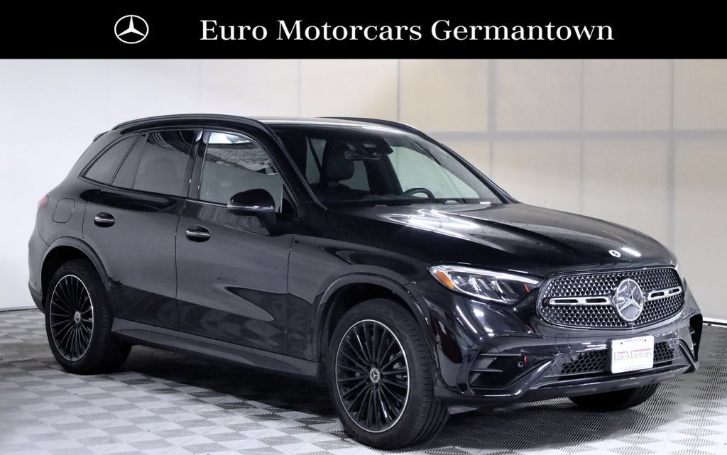 Certified 2026 Mercedes-Benz GLC 300 4MATIC image 1