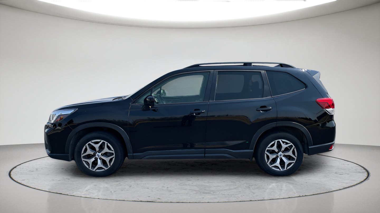 Used 2019 Subaru Forester Premium AWD/4WD image 6