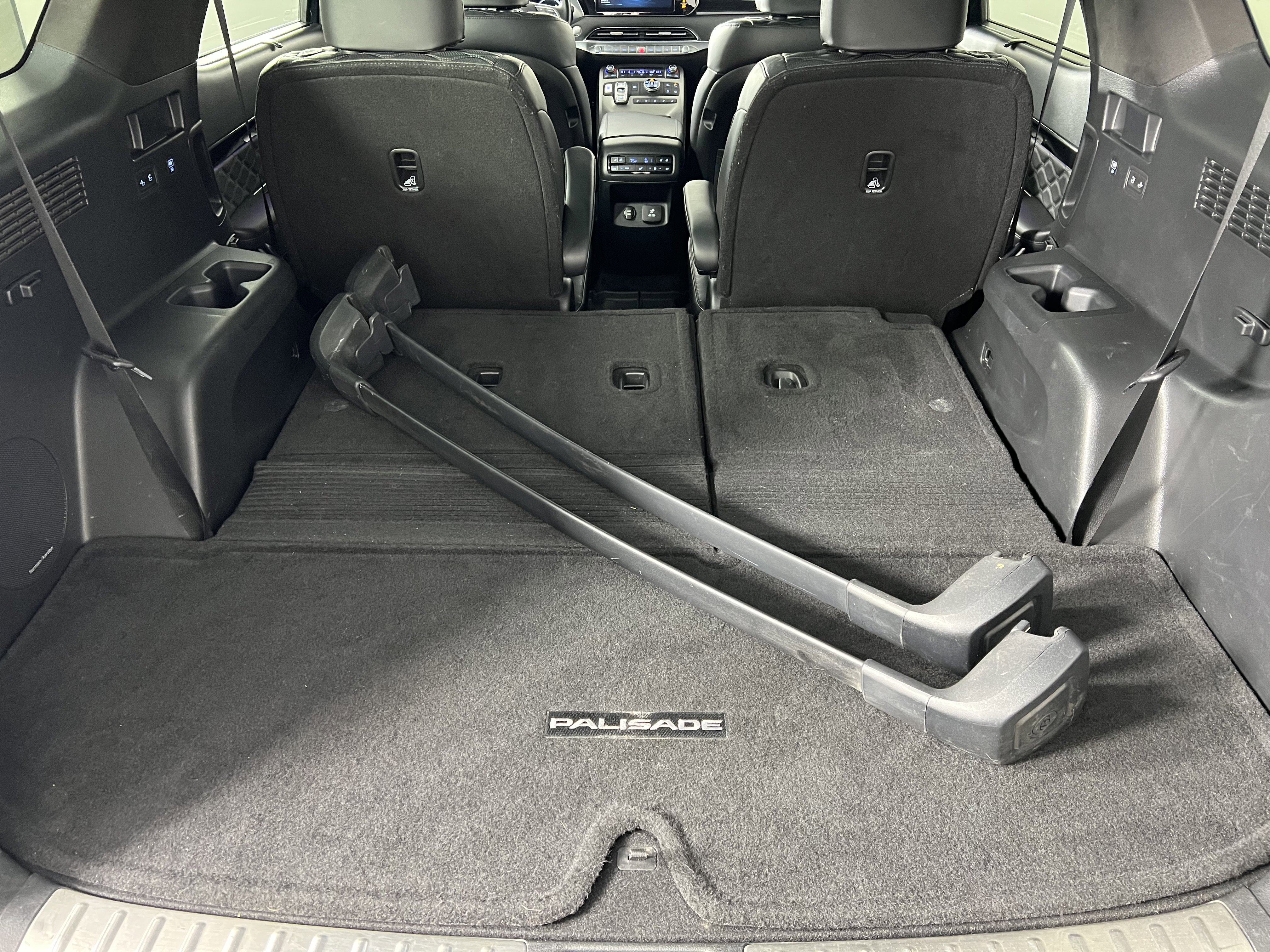 Used 2022 Hyundai Palisade Calligraphy w/ Winter Package image 22