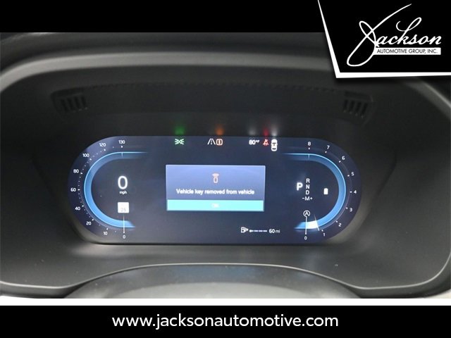 Used 2025 Volvo XC60 B5 Core w/ Climate Package image 10