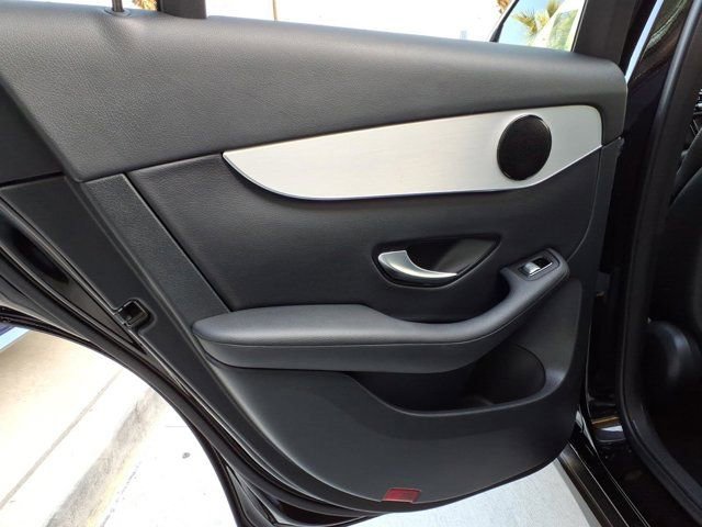 Certified 2021 Mercedes-Benz GLC 300 image 17