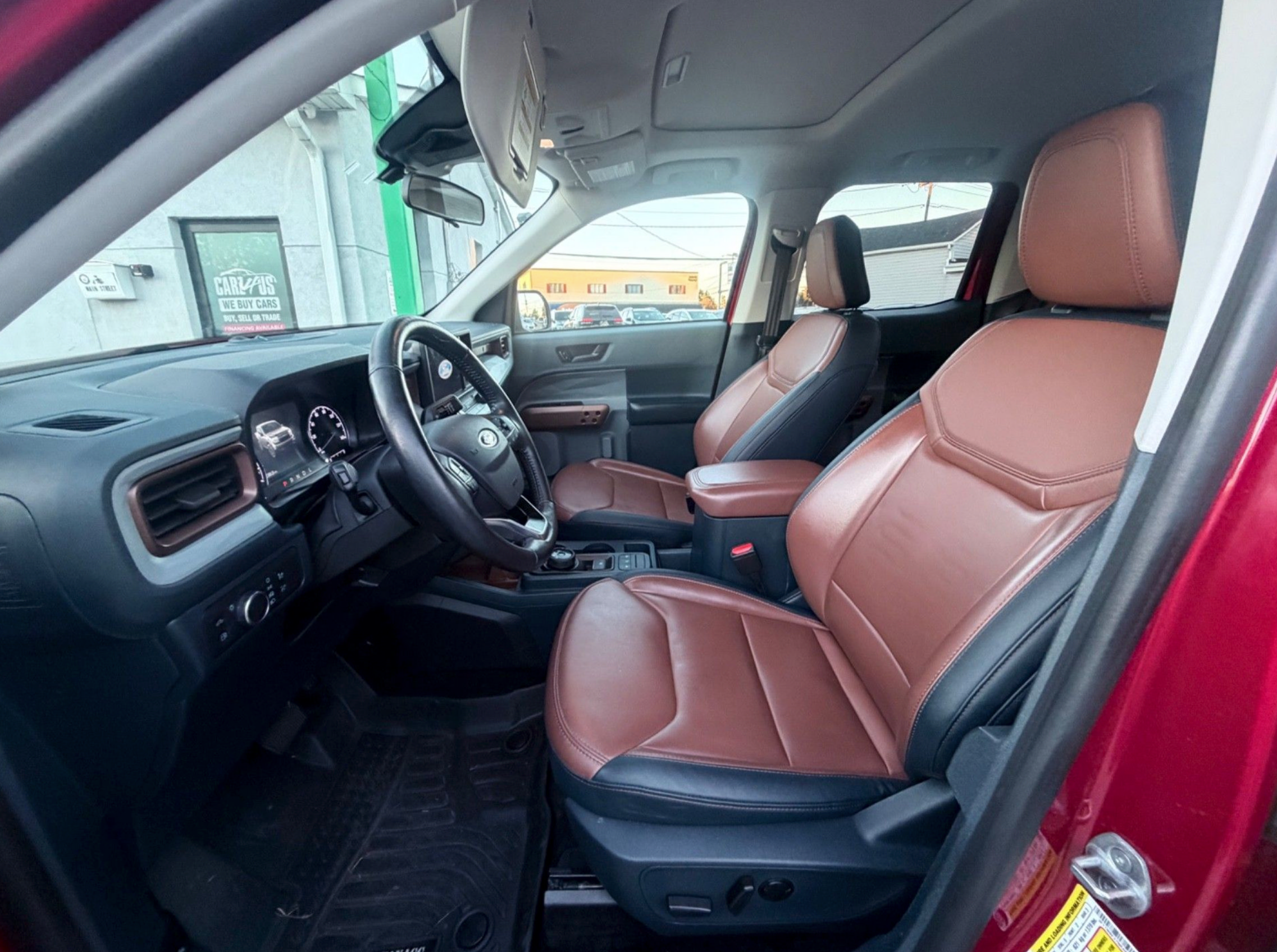 Used 2022 Ford Maverick Lariat w/ Lariat Luxury Package FWD image 5