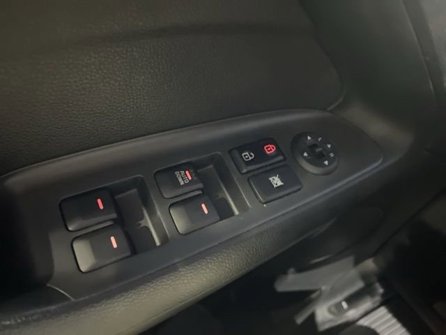 Used 2017 Kia Forte S image 13