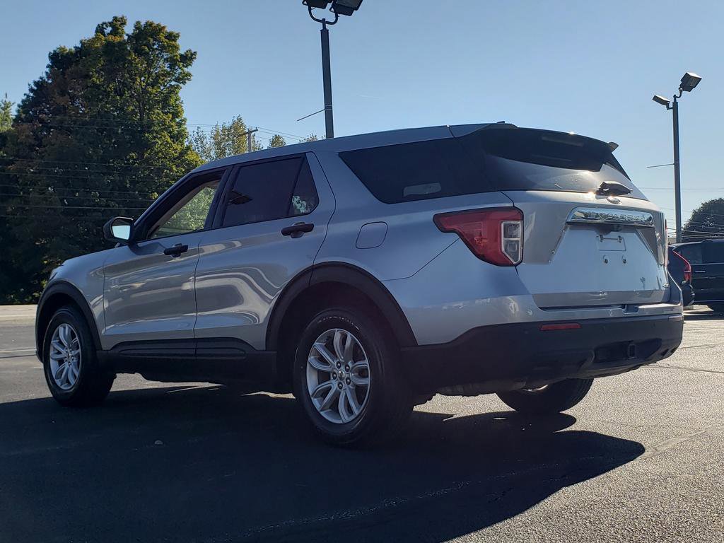 Used 2021 Ford Explorer 4WD w/ Class III Trailer Tow Package image 5