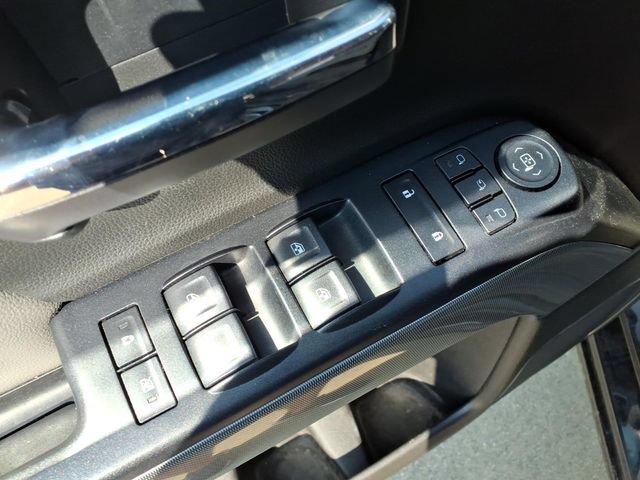 Used 2018 Chevrolet Silverado 1500 LTZ Z71 AWD/4WD image 16