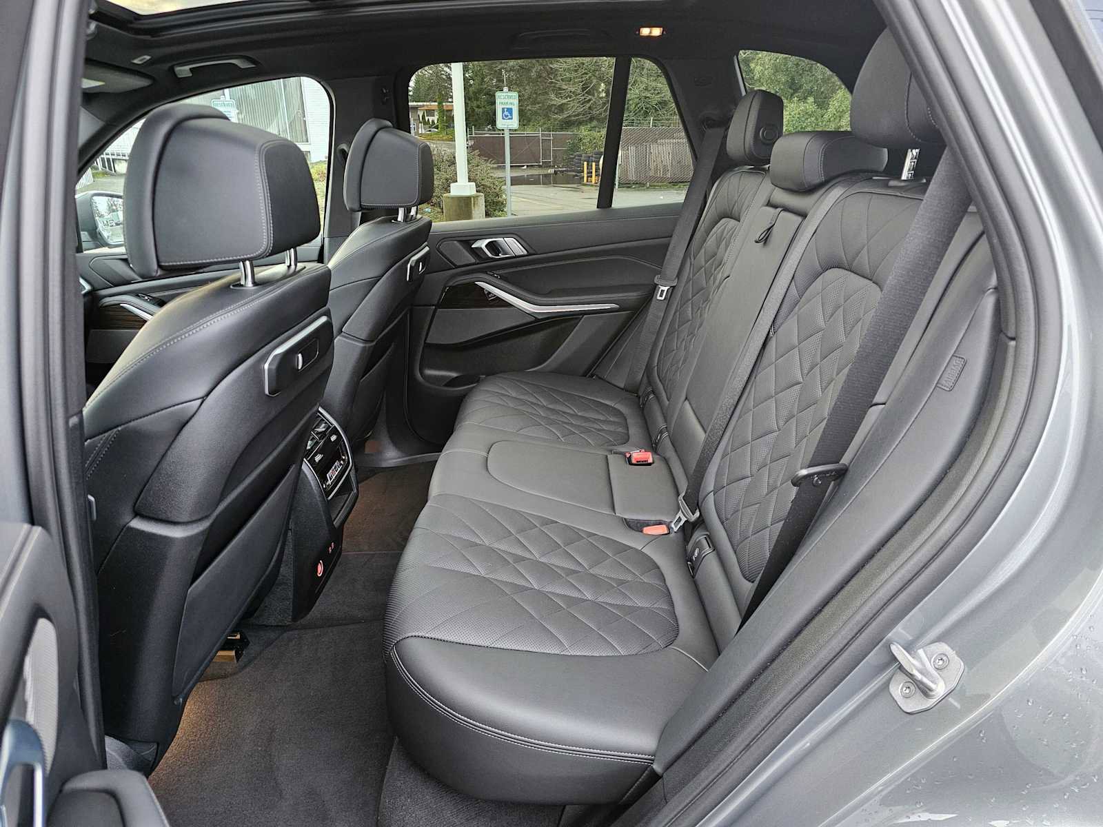 Used 2024 BMW X5 xDrive40i image 16