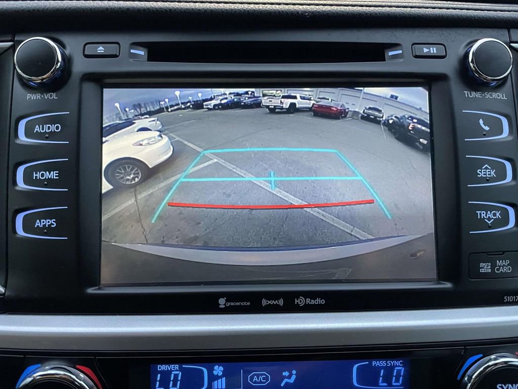 Used 2017 Toyota Highlander XLE image 41