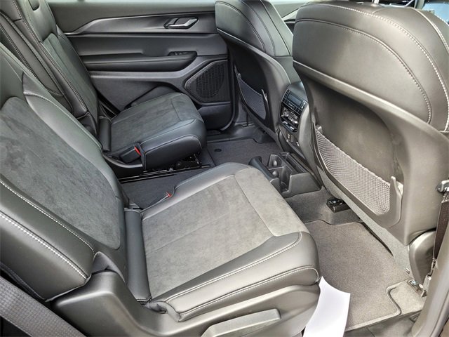 New 2025 Jeep Grand Cherokee L Laredo image 14