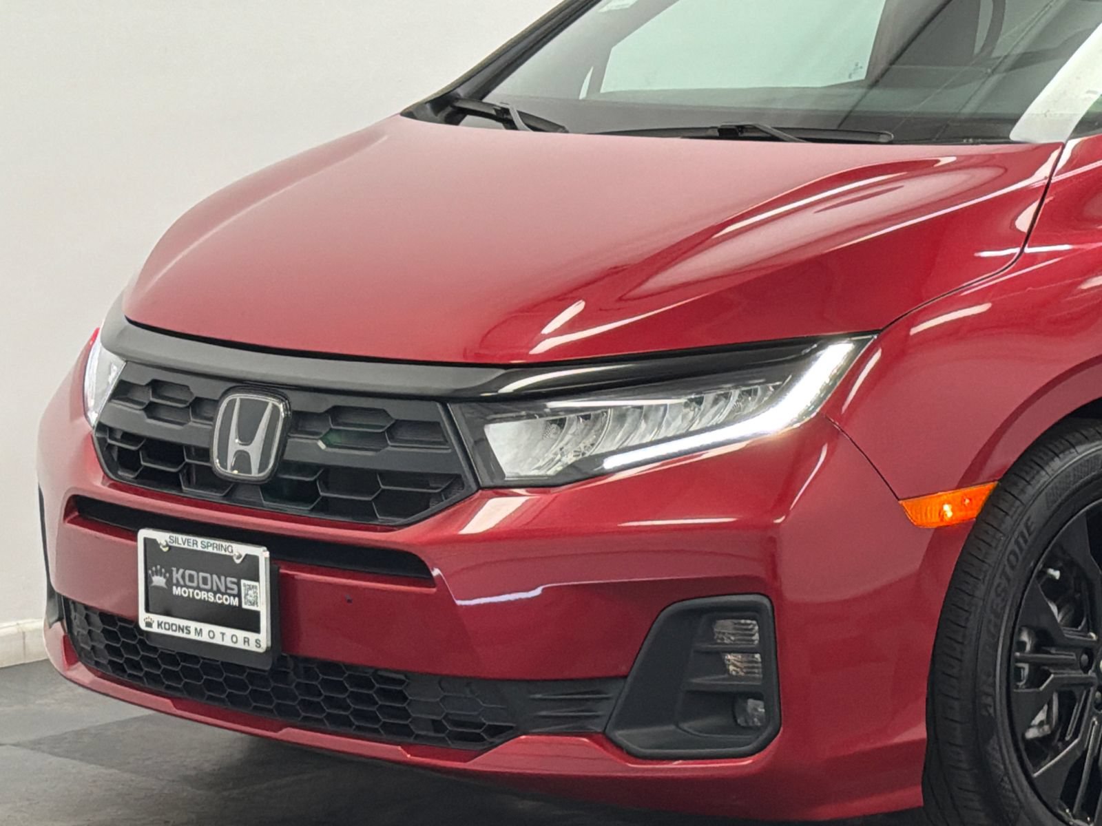 Used 2025 Honda Odyssey Sport-L image 2