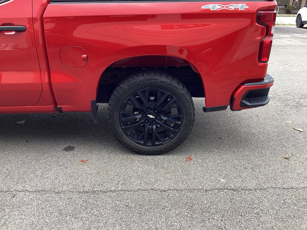 Used 2019 Chevrolet Silverado 1500 Custom w/ Custom Value Package AWD/4WD image 24