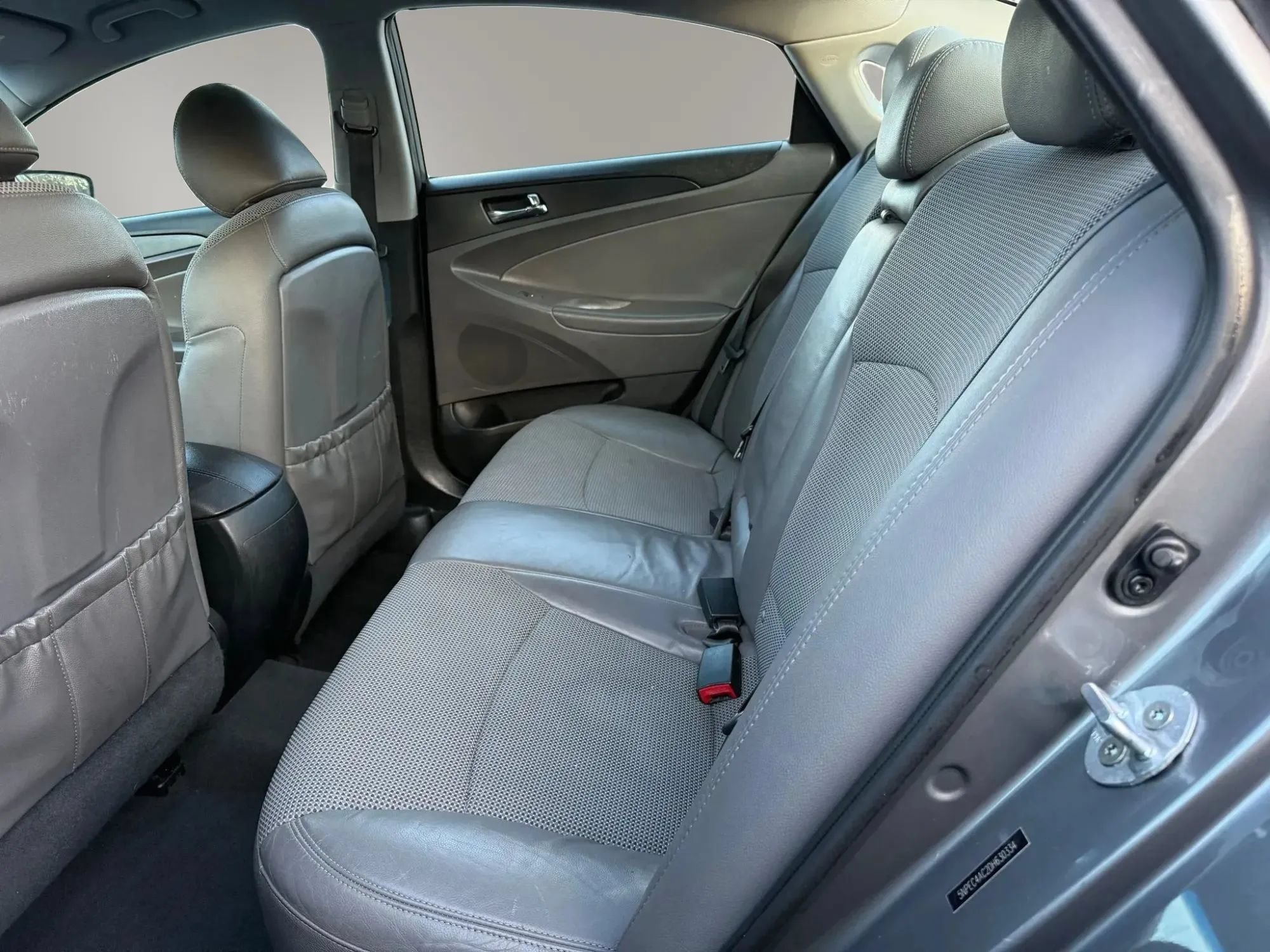 Used 2013 Hyundai Sonata SE FWD image 21
