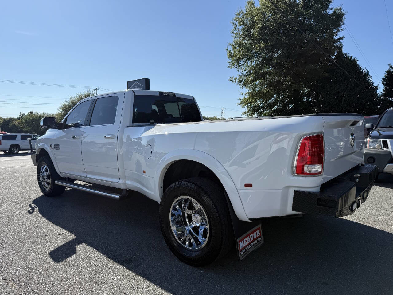 Used 2017 RAM 3500 Laramie Longhorn image 7