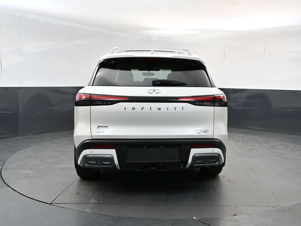 Used 2025 INFINITI QX60 Sensory w/ Vision Package AWD/4WD image 4