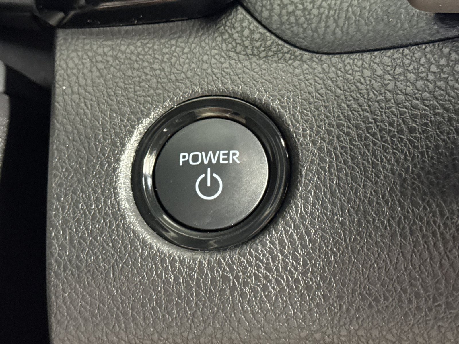 Used 2025 Toyota Camry SE FWD image 42