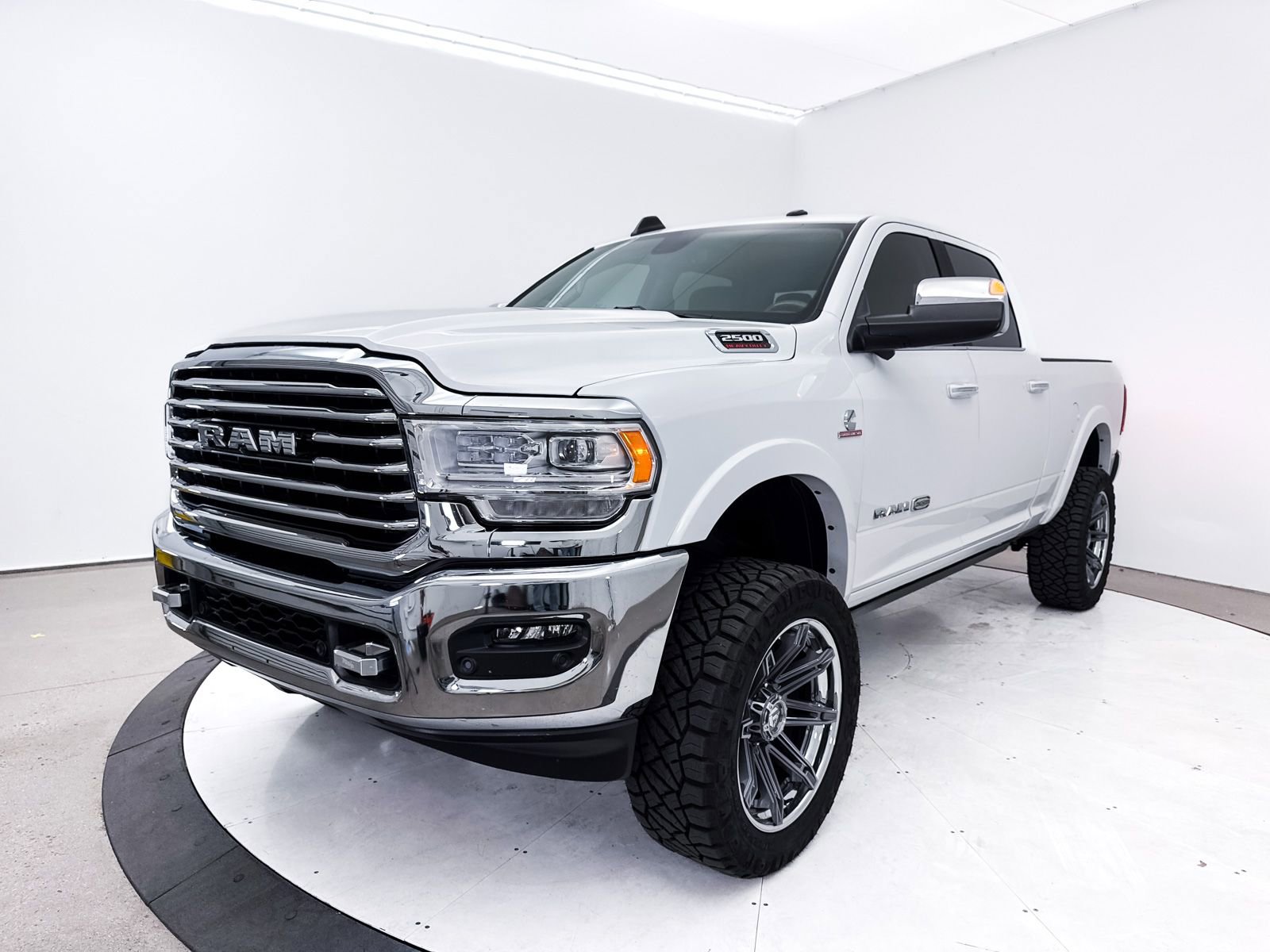Used 2021 RAM 2500 Limited image 14