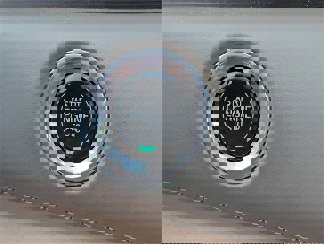 Used 2022 Cadillac Escalade ESV Premium Luxury Platinum image 16