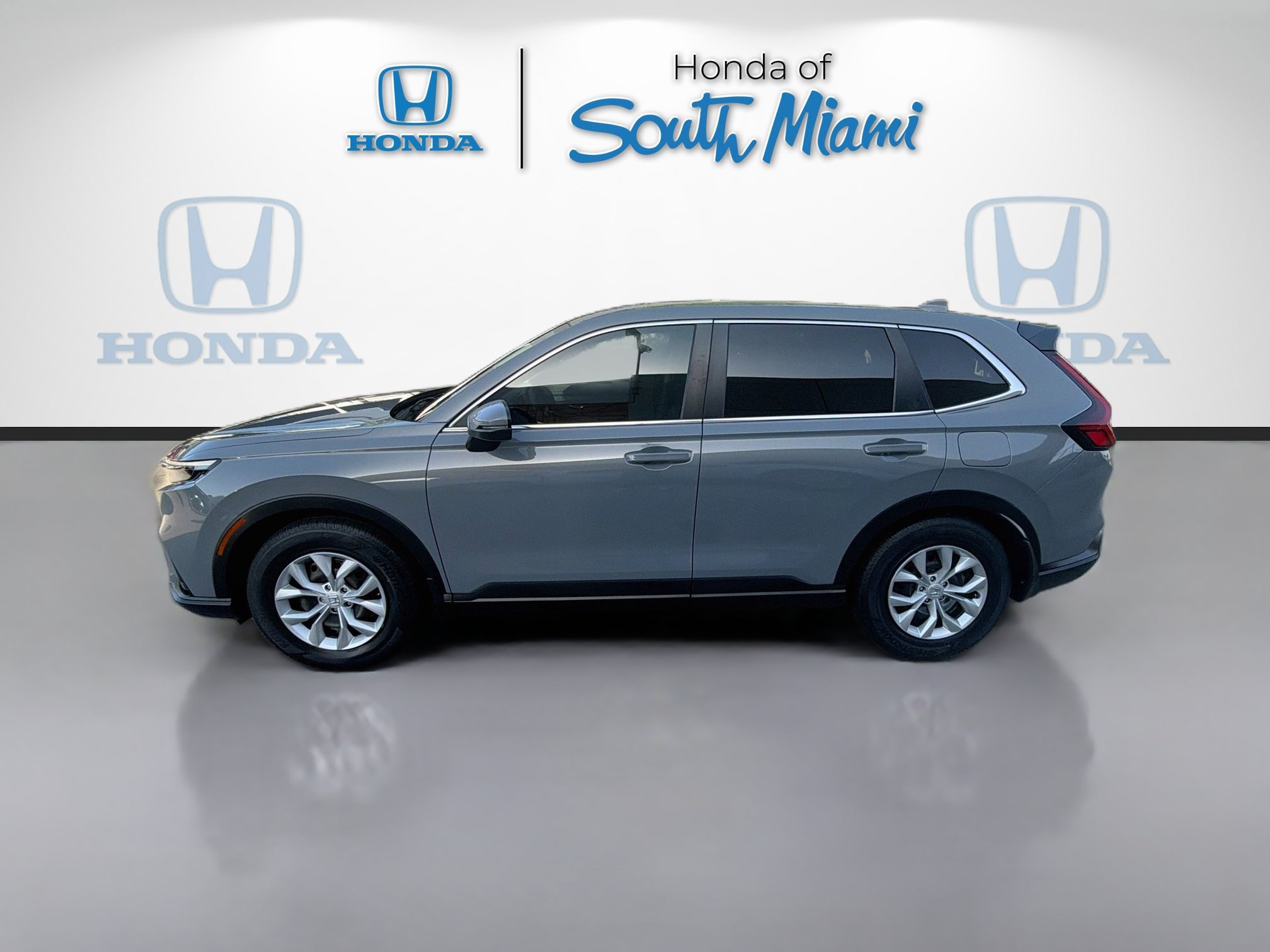 Certified 2025 Honda CR-V LX image 4