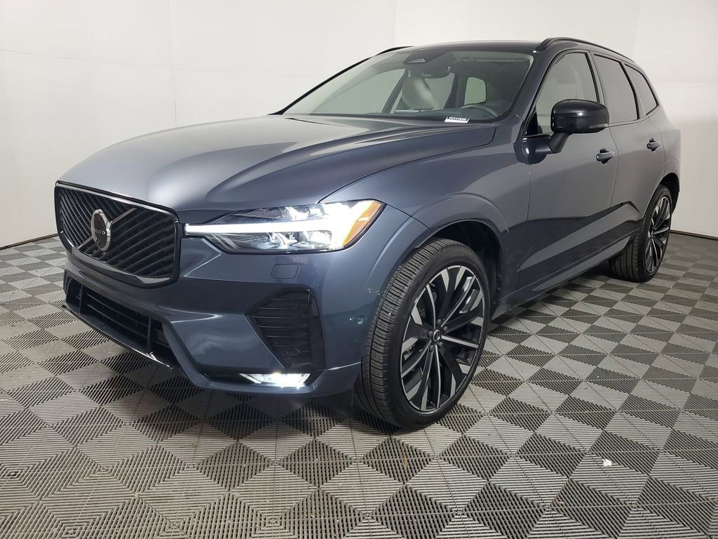 Certified 2026 Volvo XC60 B5 Ultra w/ Protection Package Premier AWD/4WD image 4
