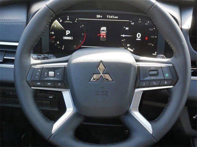 New 2026 Mitsubishi Outlander SE AWD/4WD image 8