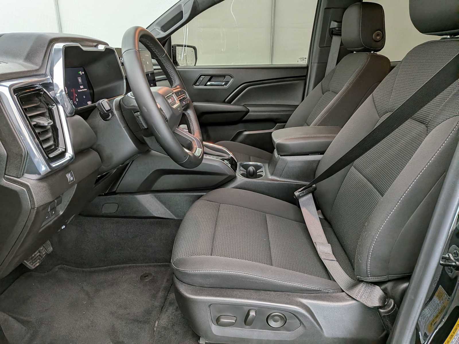 Used 2026 GMC Canyon Elevation w/ Convenience Package AWD/4WD image 17