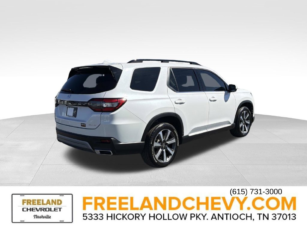 Used 2024 Honda Pilot Elite image 3