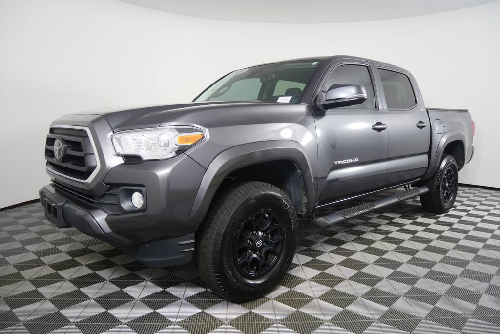 Used 2022 Toyota Tacoma SR5 w/ Technology Package RWD image 8